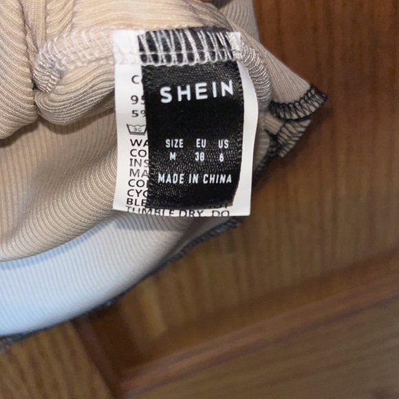 Split shirt half tan half blue - Picture 3 of 3